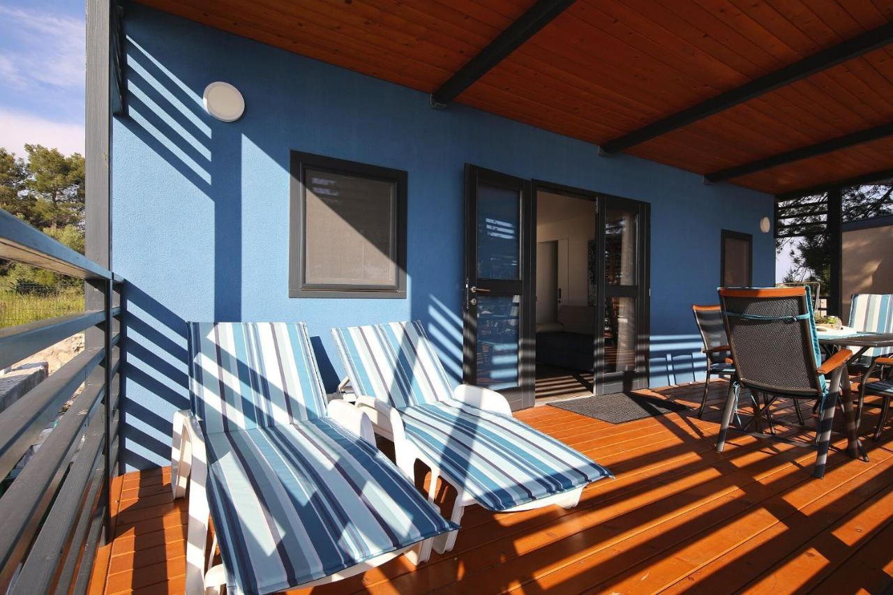 Mobile Home Safir Biograd Na Moru Exteriér fotografie